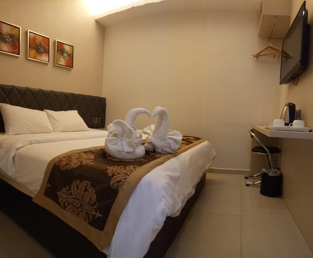 Golden Leaves Hotel Malacca Buitenkant foto