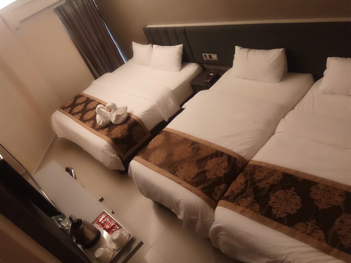 Golden Leaves Hotel Malacca Buitenkant foto